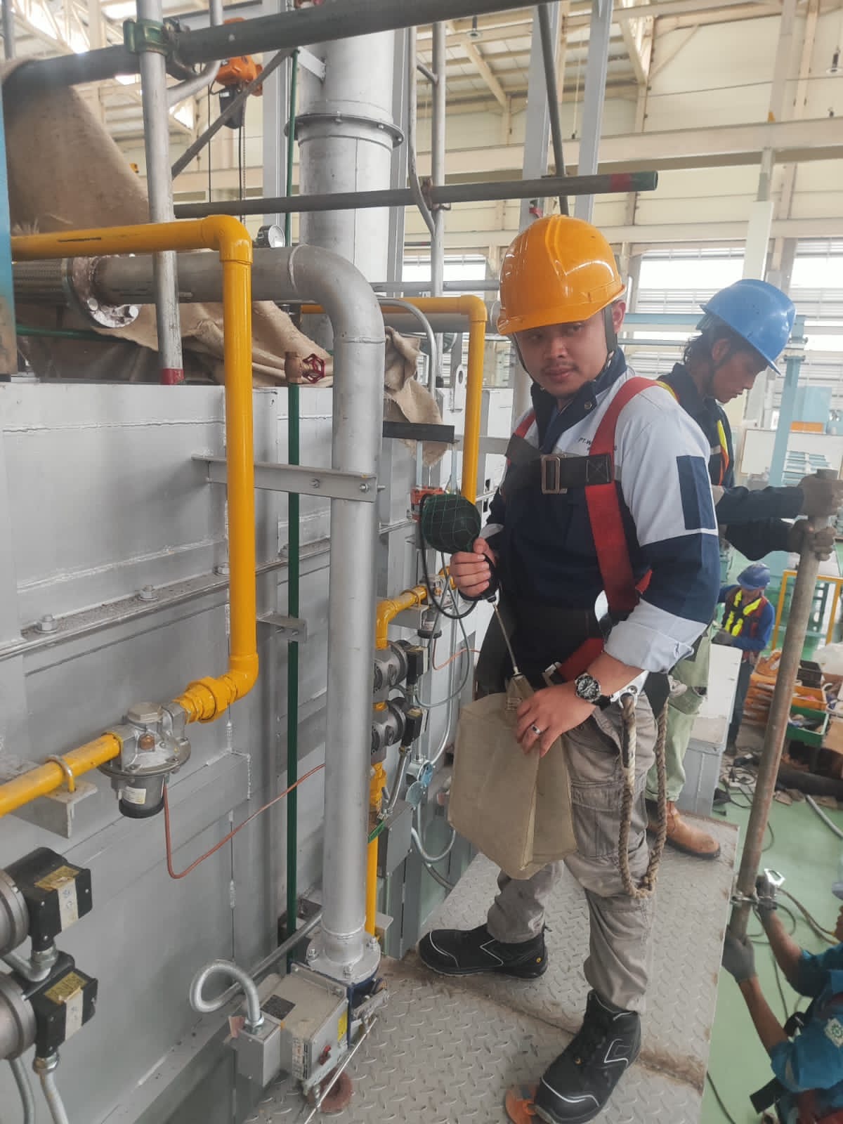 6b72586b-0521-4ed6-b810-02475c32de0e